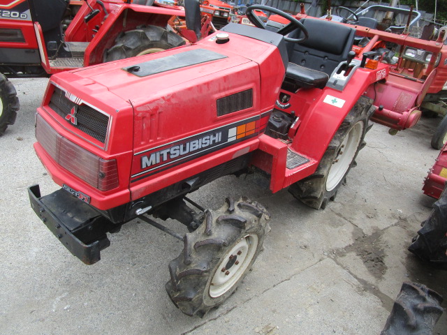 Traktorius Mitsubishi MT16